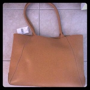 Wilson’s leather tote